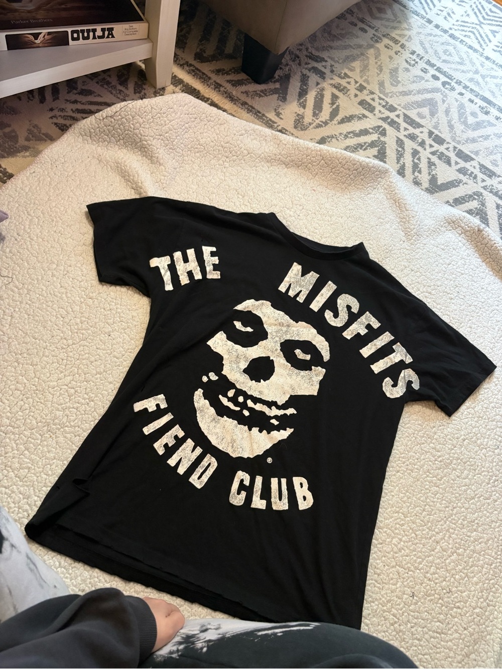 Misfits Black Graphic Tee - Fiend Club